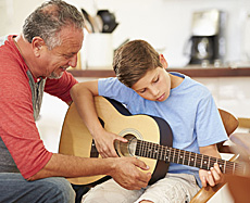 Die besten Gitarrenlehrer in Berlin an den Musikschulen Marzahn, Hellersdorf